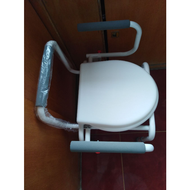 可孚zc067 老人钢管坐便椅孕妇马桶凳 带靠背便盆洗澡椅坐厕椅(器械)