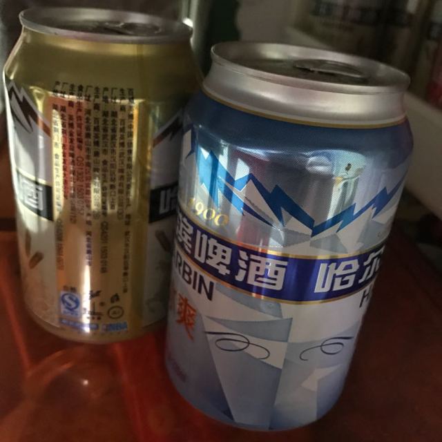 哈尔滨harbin啤酒小麦王330ml24听整箱装啤酒苏宁自营国产啤酒