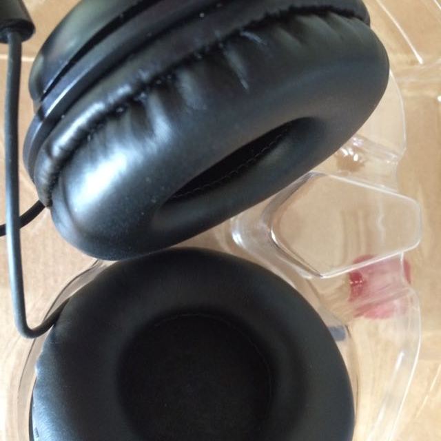 纽曼nm-t15耳罩式有线耳机耳机折叠便携3d音效环绕超重低音头戴式手机