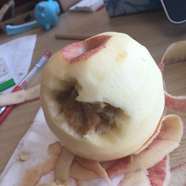 苹果 新鲜水果商品评价 > 这个不大好,都坏了