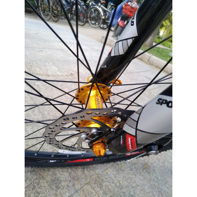 > a6 高配版黑红色26寸27速线碟刹商品评价 > 下午收到车子,当场就.