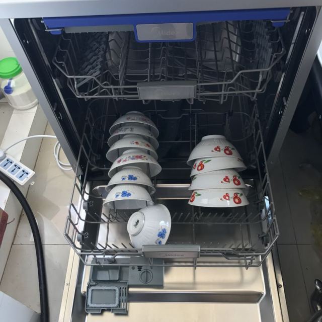 > 美的(midea) 洗碗机q6 14套不锈钢独嵌两用除菌 时尚家用商品评价 >
