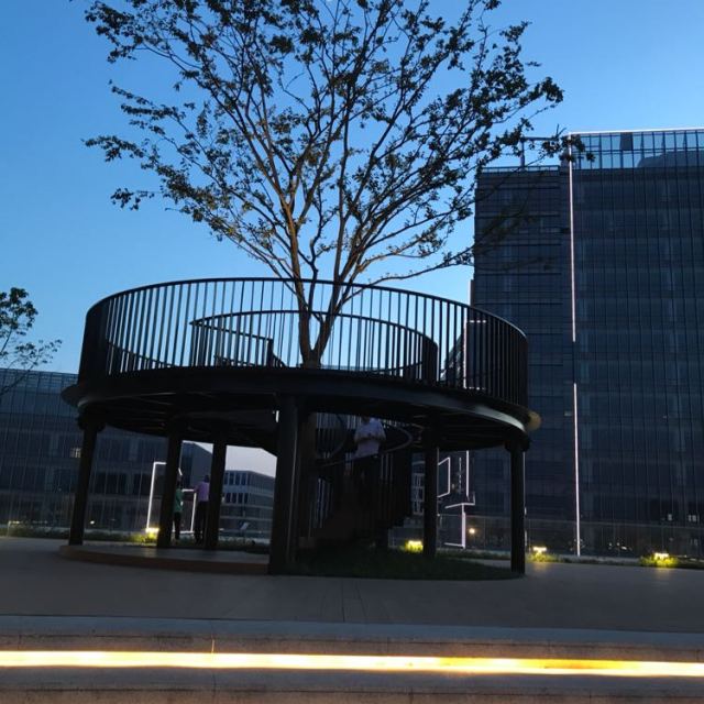 > 洋河梦之蓝m1-45度小酒100ml商品评价 > 洋河m系列的盒子的色.