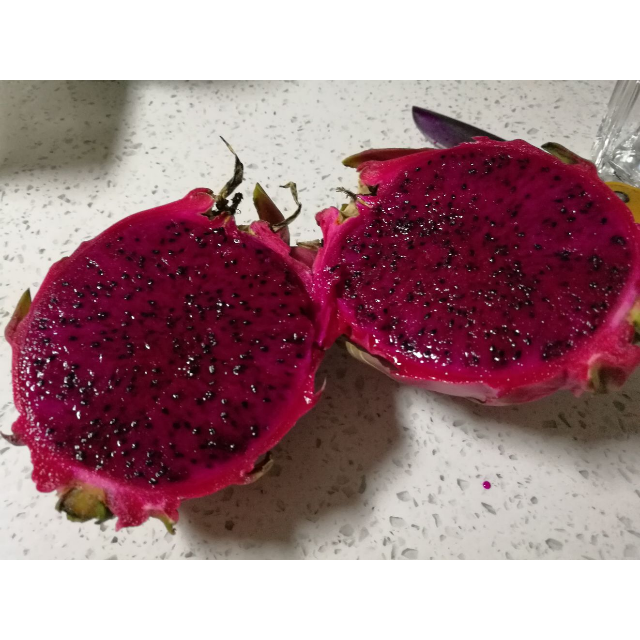 > 【苏宁生鲜】海南蜜宝红心火龙果1kg(中果)250-350g/个新鲜水果商品