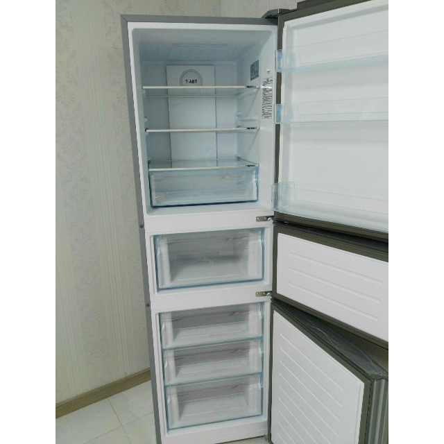 海尔(haier)bcd-258wdpm 258升三门冰箱,风冷无霜 中门可变温 tabt