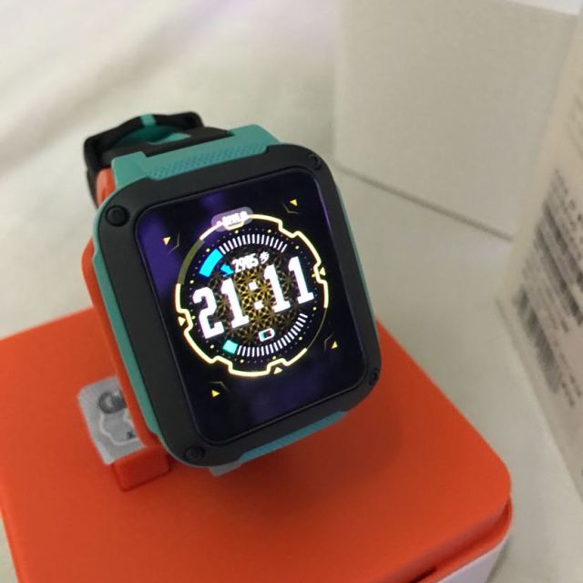 小天才z3薄荷绿 儿童电话手表游泳级防水 360度安全防护防水 学生定位