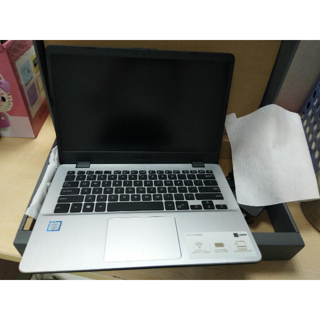 华硕(asus)灵耀s4000 14英寸笔记本电脑(i7-7500u 8g 256gssd 620核心