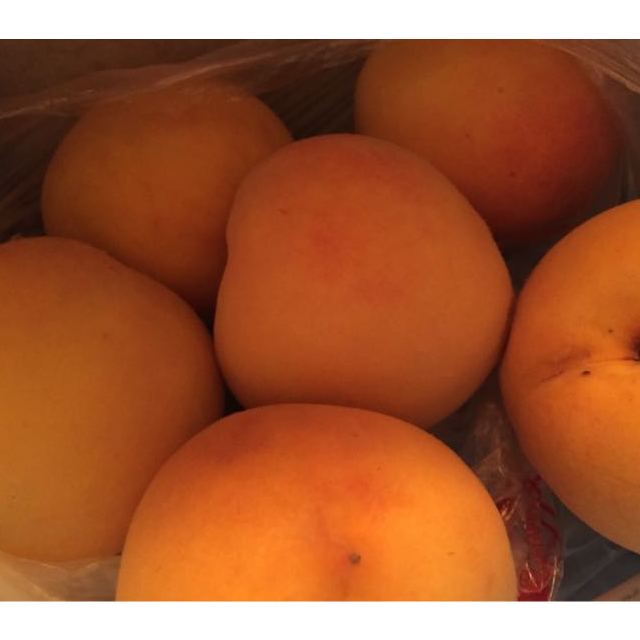 > 【苏宁生鲜】江苏无锡黄桃8个180g以上/个 新鲜水果 国产商品评价 >