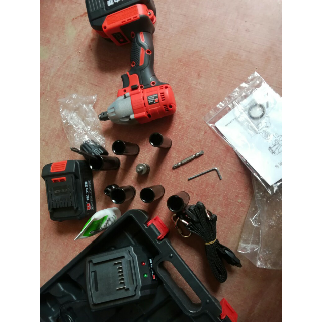 优力特 无刷电动扳手锂电充电扳手冲击汽车脚手架子工木工套筒风炮