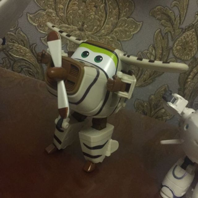 奥迪双钻auldey超级飞侠儿童玩具男孩益智变形机器人卡文