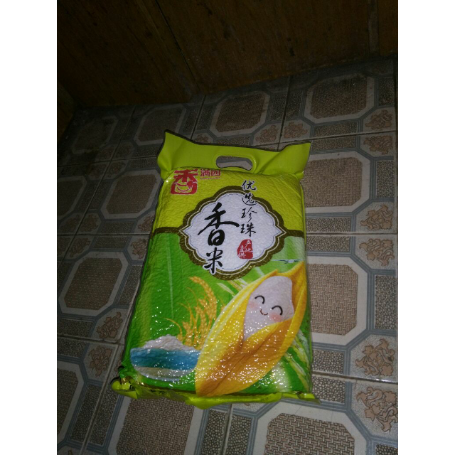 > 金龙鱼 雪粳小町 5kg 吉林大米袋装商品评价 > 好米,很香的米.好评.