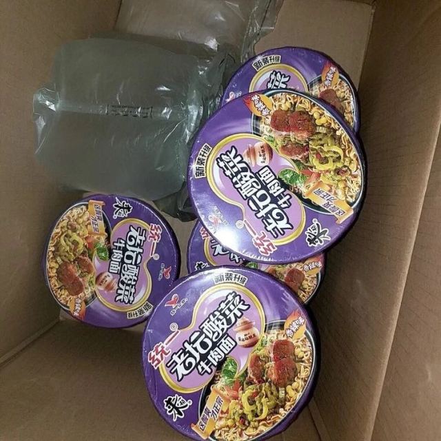 > 统一 来一桶 老坛酸菜牛肉面方便面120g*12桶(整箱装)商品评价 >