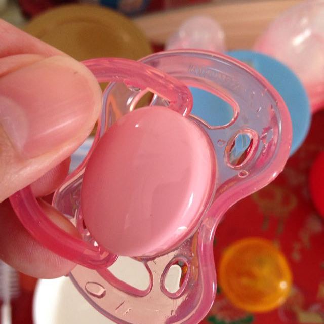 飞利浦新安怡(avent)六孔安抚奶嘴(06个月/单个装)奶嘴宝贝不错,宝宝