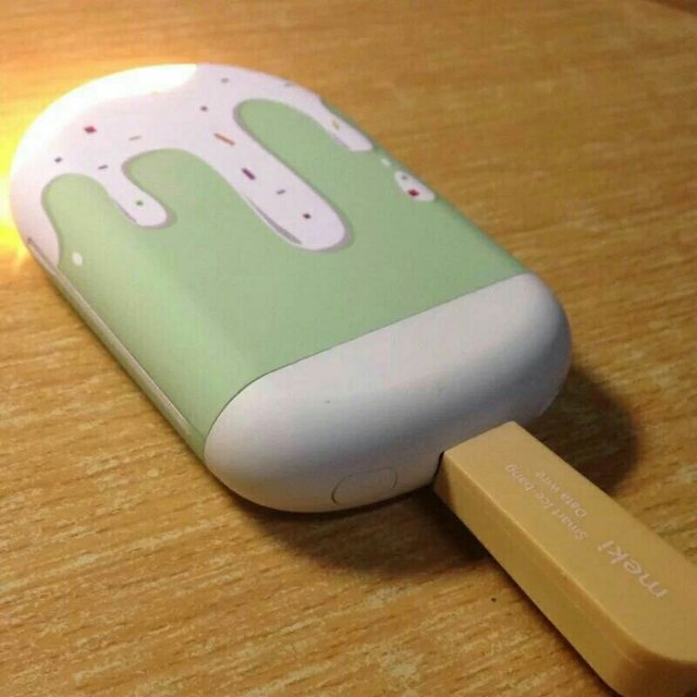 > 优酷出品小冰棒充电宝可爱 卡通苹果创意移动电源 迷你通用便携送礼