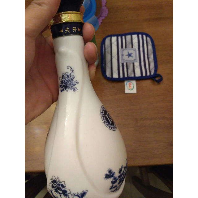 > 牛栏山二锅头典藏十五陈酿42度500ml*6整箱装商品评价 > 体面,性价