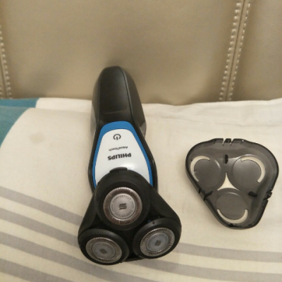 飞利浦(philips) s5070 剃须刀 单层刀片 干湿两用【保税仓发货】