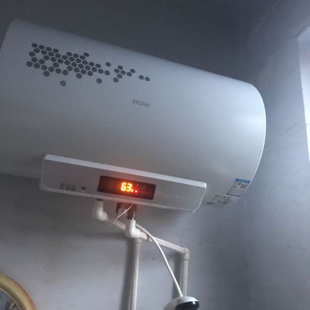 > 海尔电热水器es50h-d3 (e)商品评价 > 款式不错,安装师傅也.