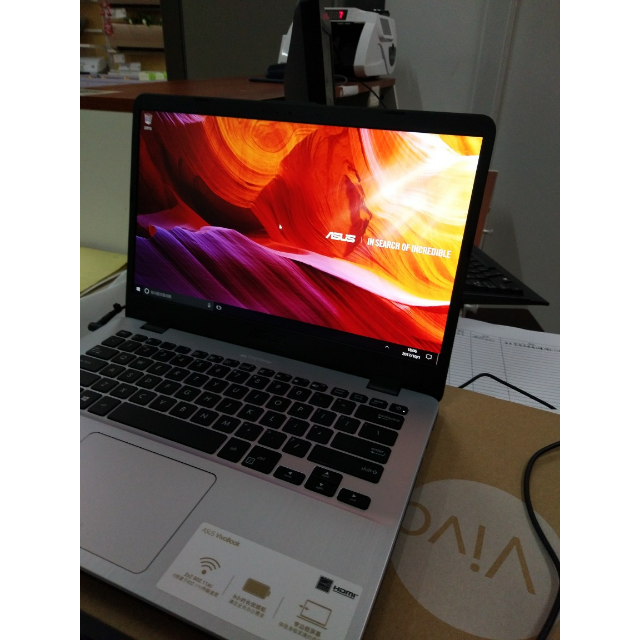 华硕(asus)灵耀s4000 14英寸笔记本电脑(i7-7500u 8g 256gssd 620核心