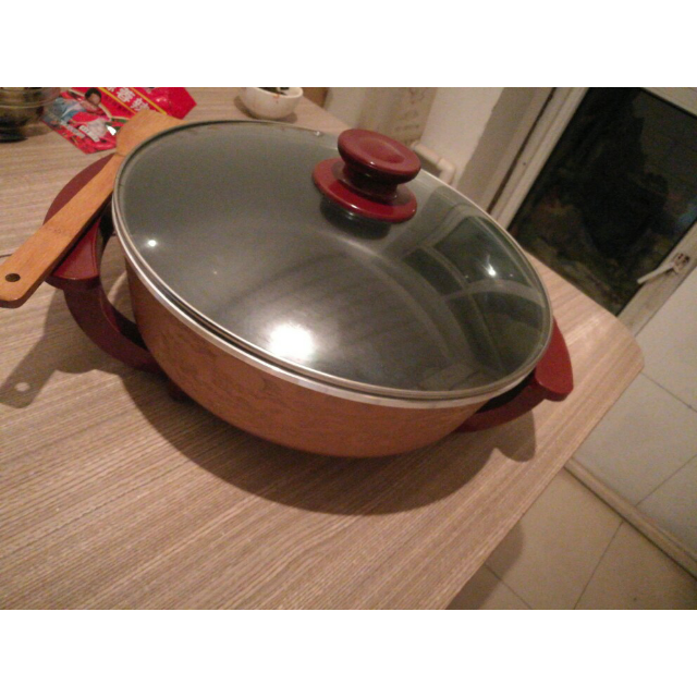 傻厨(sha chu) 27134多功能电热锅 不粘锅 1800w可调节温度4 升烙饼