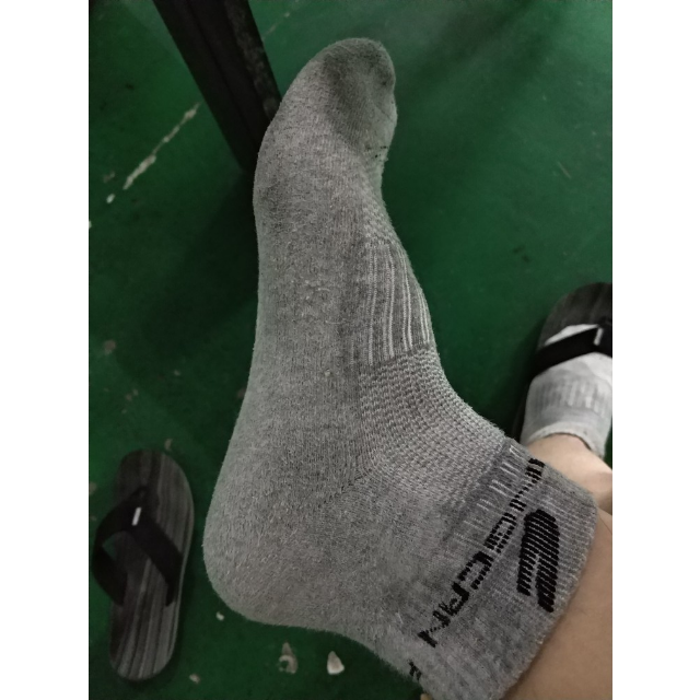 羽毛球 篮球 网球加厚毛巾底 吸汗 防去臭 透气 包邮运动袜袜子的厚度