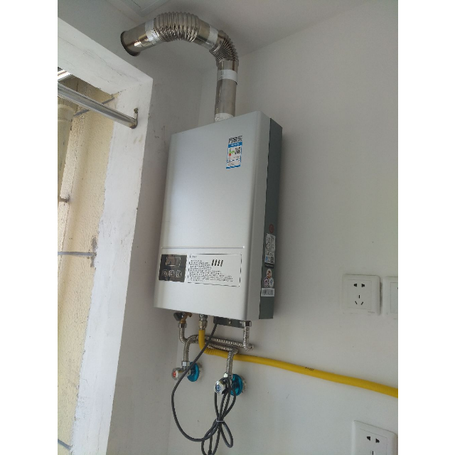 > 万家乐燃气热水器jsq24-12jp (天然气)12l恒温.无氧铜水箱.