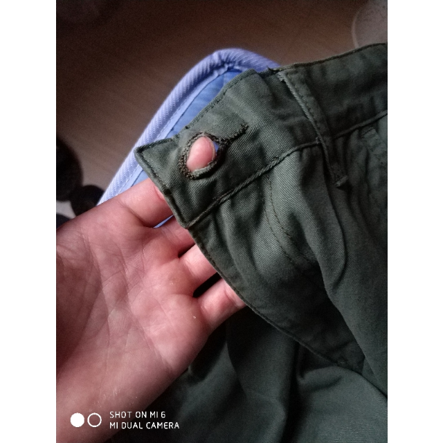 而且没新裤子的气味 156*****492016-10-15 快递很快昨天就收到了