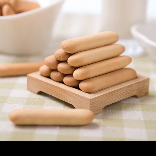 英氏钙铁锌磨牙棒饼干宝宝零食儿童饼干75g手指篇