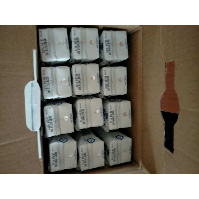 > 君乐宝 开啡尔常温酸奶 200g*24盒 礼盒装商品评价 > 好喝,日期很新