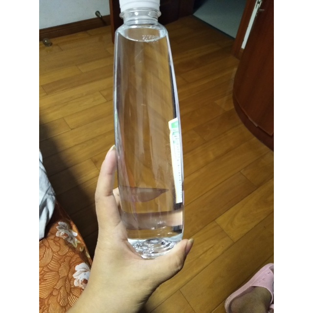 天地精华天然矿泉水550ml20瓶箱弱碱性小瓶水饮用水