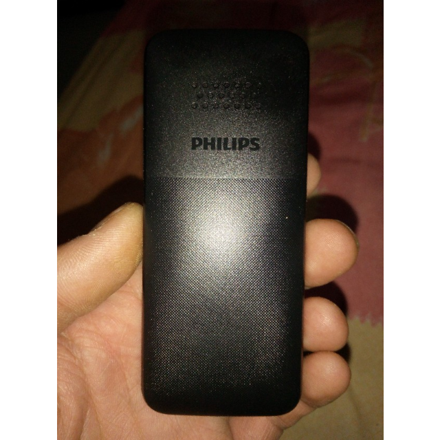 飞利浦(philips) e106 防尘防滑 直板按键老人手机 移动/联通2g老人机