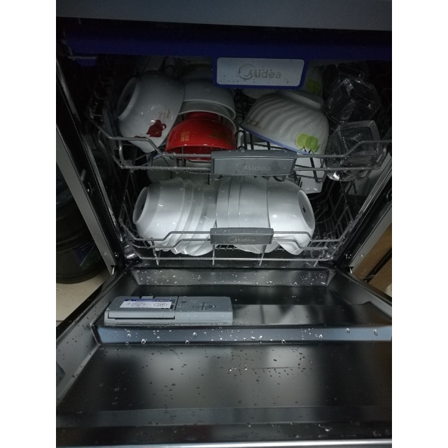 > 美的(midea) 洗碗机q6 14套不锈钢独嵌两用除菌 时尚家用商品评价 >
