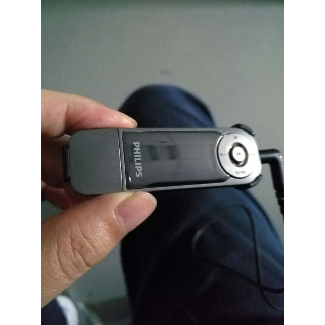 飞利浦新款sa1208mp3无损音乐播放器运动背夹显示歌词学生随身听迷你