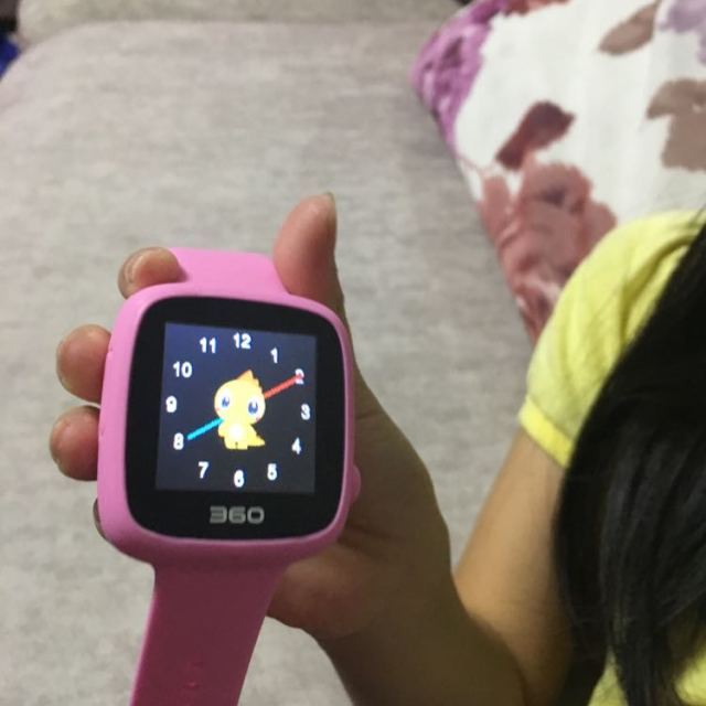 360 (360) 儿童电话手表se2代彩色触屏 高清通话 语音通话 防水定位