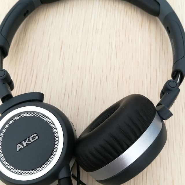 akg/爱科技 k450 头戴式耳机 折叠便携式手机耳机 加强重低音 音乐