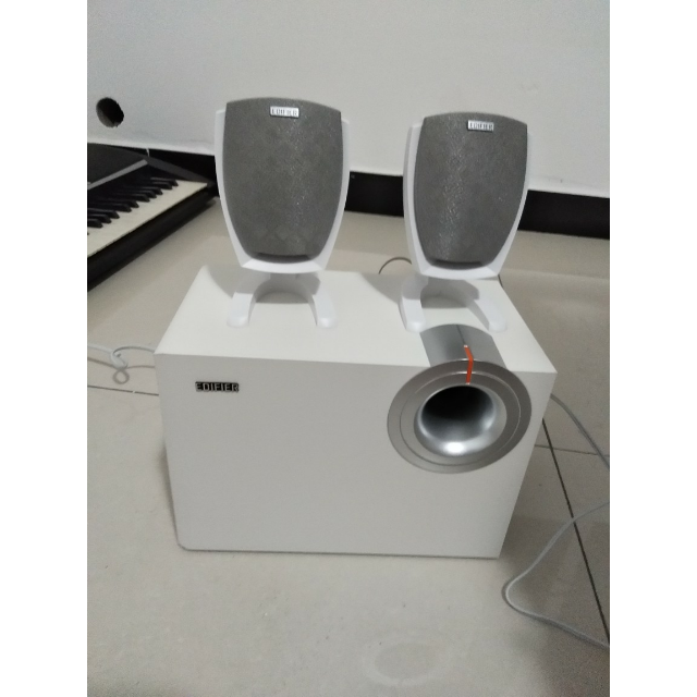 漫步者(edifier) r201t06多媒体台式电脑音箱低音炮木质音响 白色