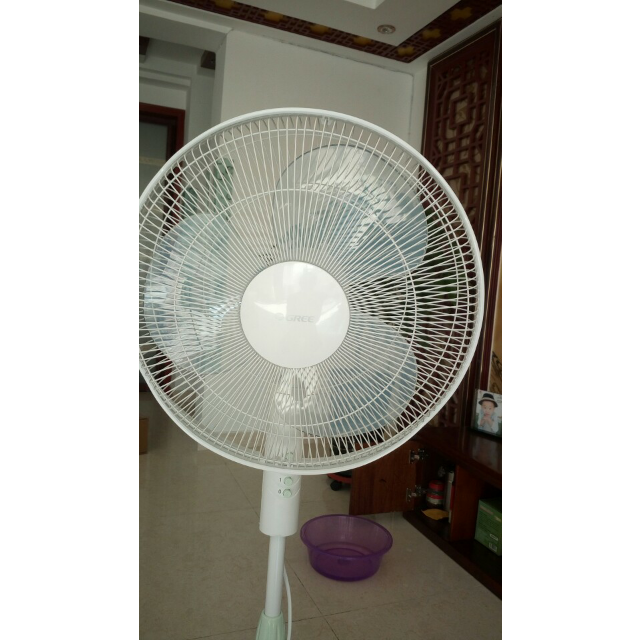 【官方推荐】格力大松(tosot) 落地扇fd-4020-wg电风扇落地扇静音摇头