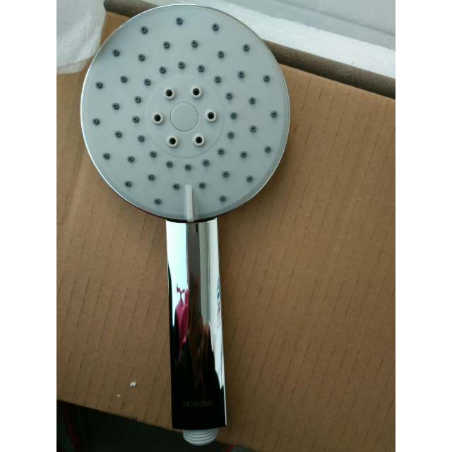 > 瑞士希箭horow全铜主体淋浴器花洒套装商品评价 > 以下配件全为塑料