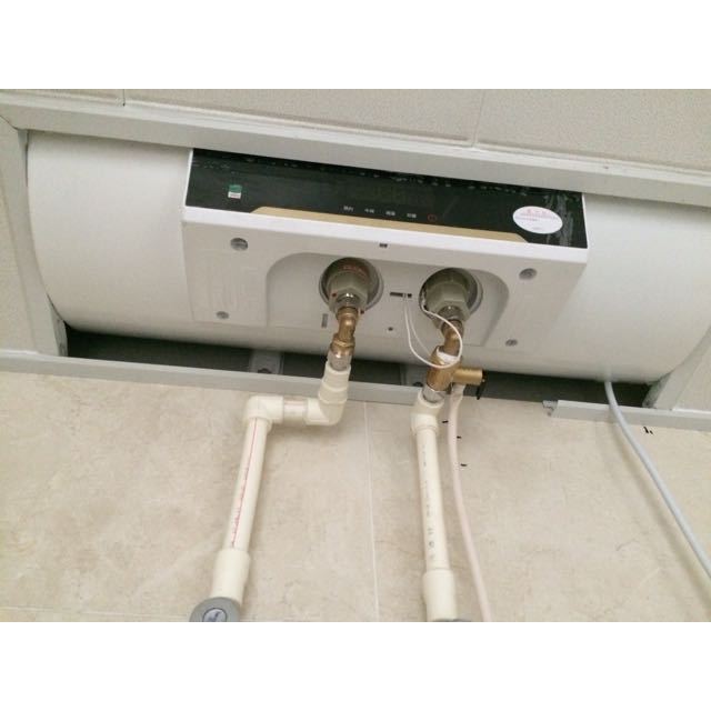 > 海尔电热水器es40h-j1(e)商品评价 > 快递速度很快,安装师.