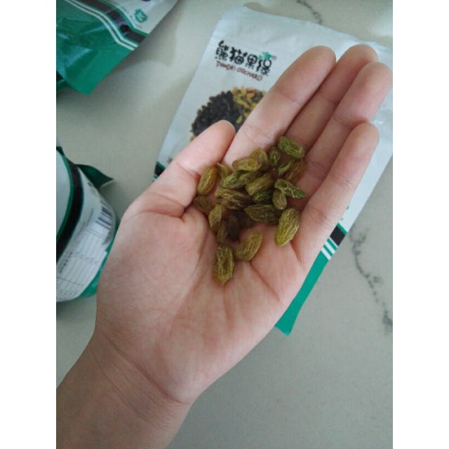 熊猫果缘 四份无核葡萄干 随机发货 720g 袋装 新疆特产 无籽