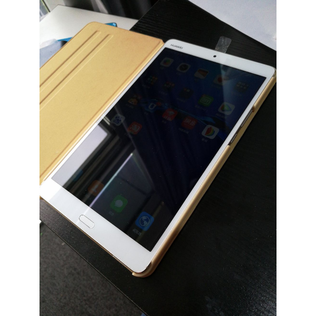 4英寸通话平板电脑(4g 64g 麒麟950 2k高清屏 哈曼卡顿音效 lte 日晖