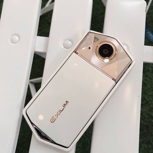 【年终钜惠】【官方旗舰店】卡西欧(casio) tr700数码相机 白色 tr600