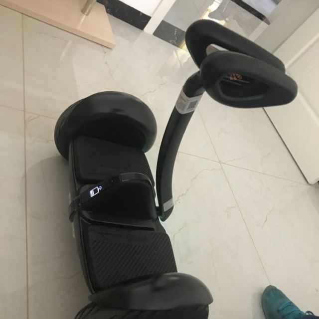 小米(mi)九号平衡车 黑色 ninebot 9号体感车 长续航蓝牙遥控 轻小