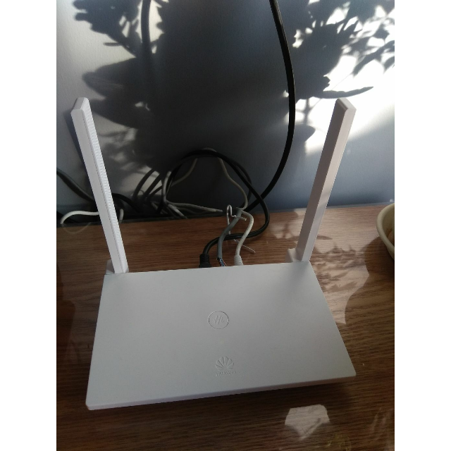 华为ws318增强版无线路由器wifi家用穿墙王电信光纤高速智能300m