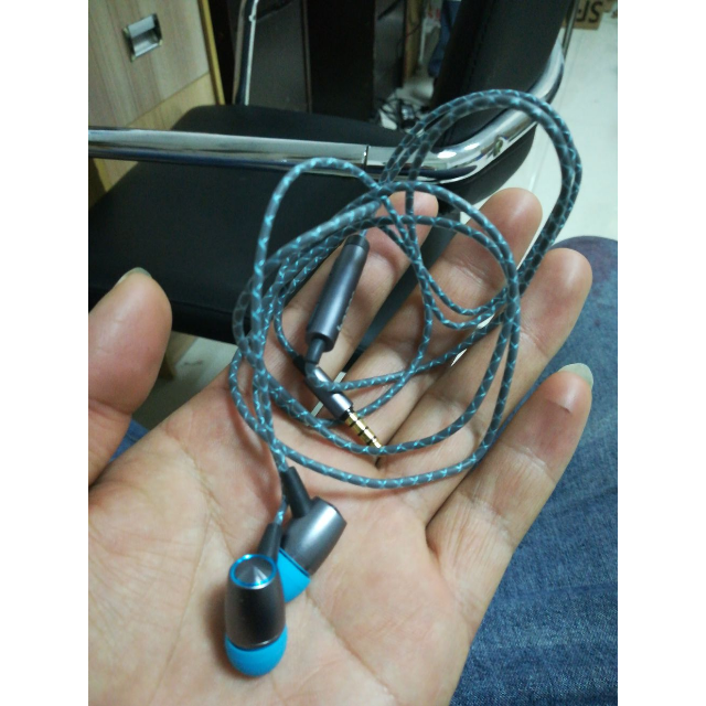 华为引擎耳机原装p8荣耀7荣耀6plus手机耳机am12plus线控带麦入耳式