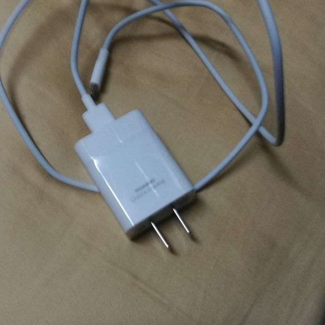 华为p9/p10plus荣耀8/v8麦芒5/nova/mate9手机原装充电器type-c线 9v