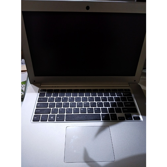 中柏jumperezbook24g141英寸超薄笔记本英特尔四核4g内存64gb19201080