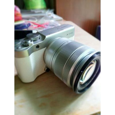 礼包】富士(fujifilm)x-a10(16-50ii) 微单相机 xa10复古自拍微单白色