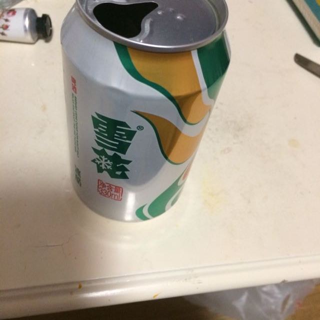 雪花啤酒照片真实家里图片