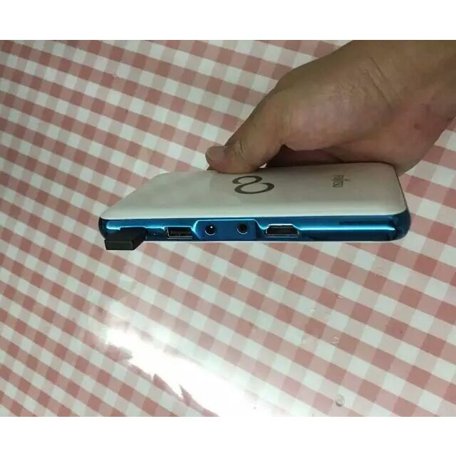 富士通fa100微型手持投影仪家用投影机智能高清迷你随身家庭影院 无线