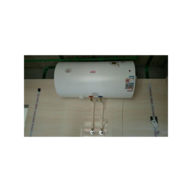 小神厨(xiaoshenchu)r511-50升电热水器 能效1800w储水式家用恒温速